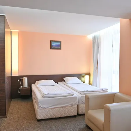 елица فندق 2*